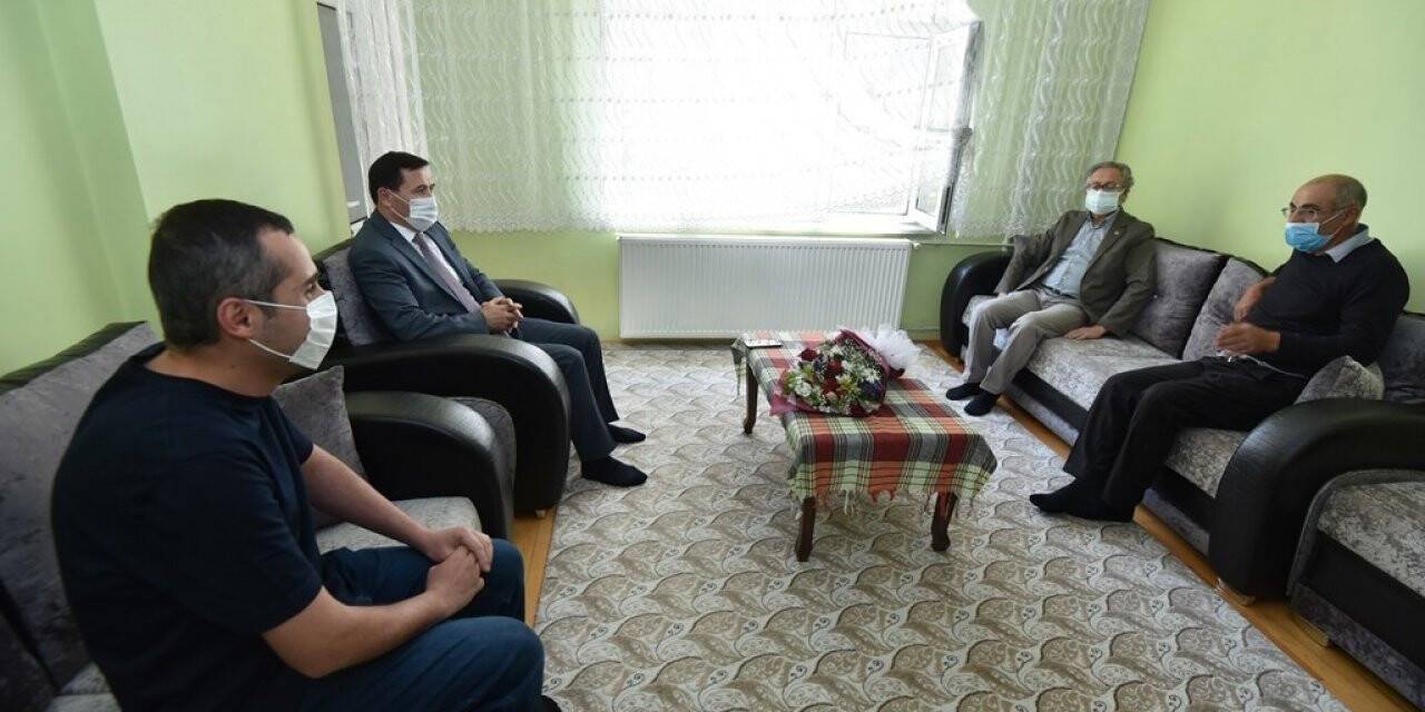 Başkan Kılca’dan şehit ailesine ziyaret