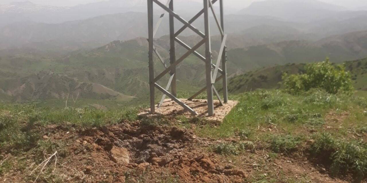 Siirt’te teröristlerce yola döşenen EYP’nin infilak ettirilmesi sonucu 2 kişi yaralandı