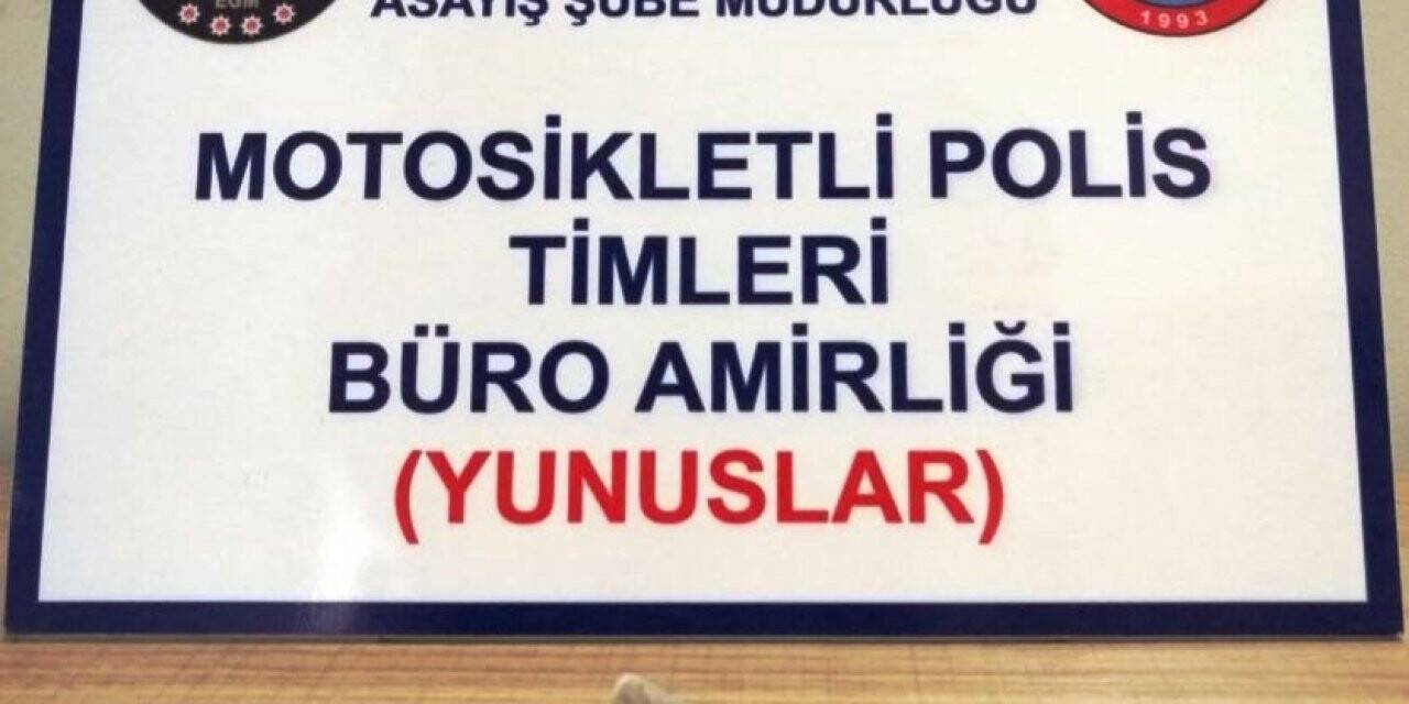 Durdurulan iki araçta uyuşturucu ele geçirildi