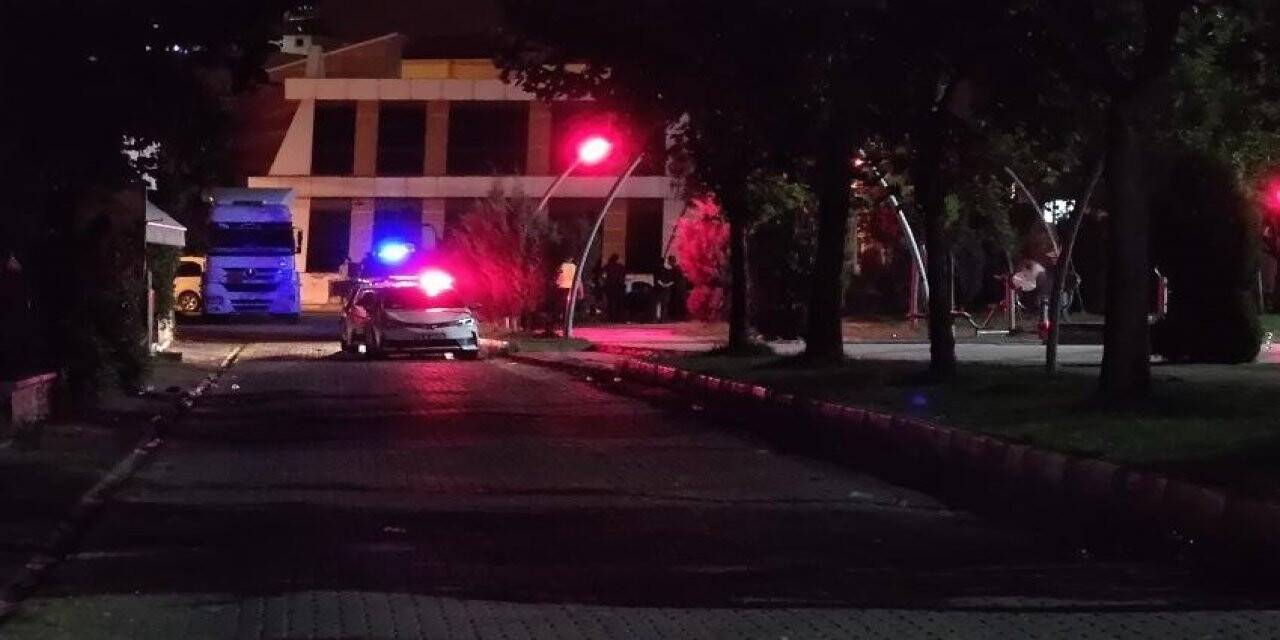 Bekçi ve gençler arasında tartışma çıktı: 2 kişi gözaltına alındı