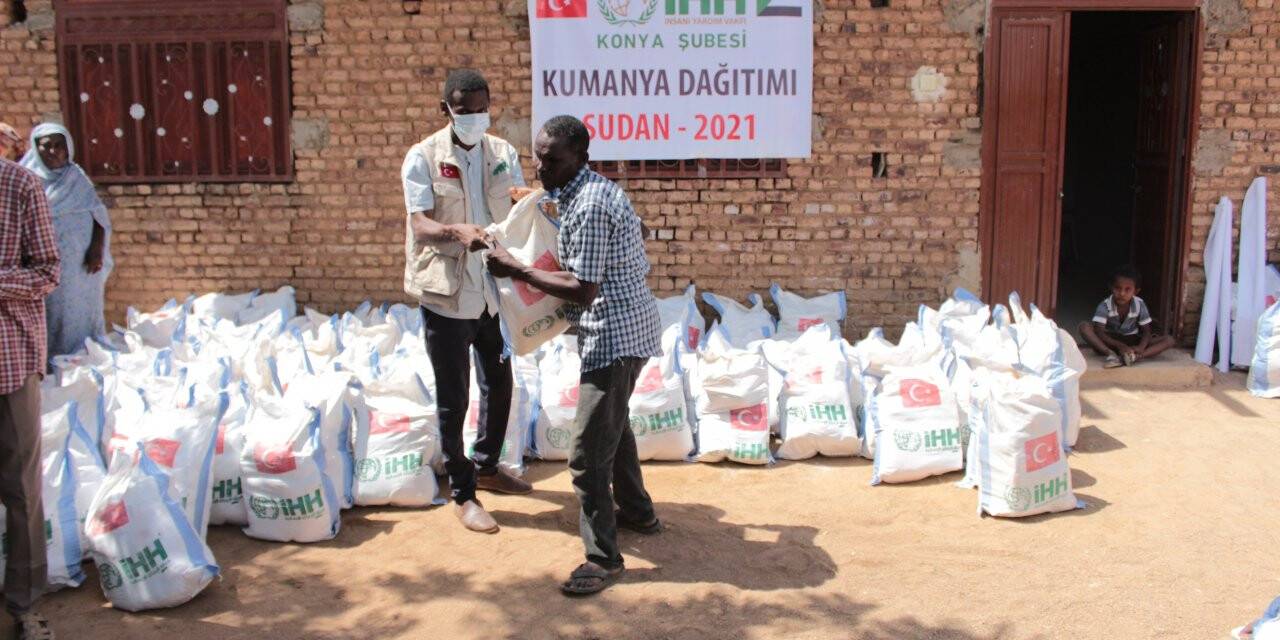 Konya İHH’dan 227 Bin 298 Muhtaca Ramazan Yardımı