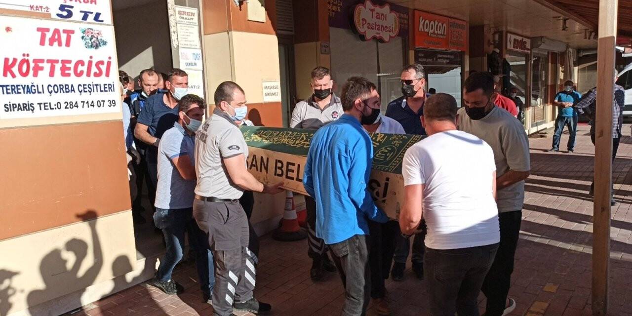 Zabıta memuru dinlenme odasında göğsünden vurulmuş halde bulundu