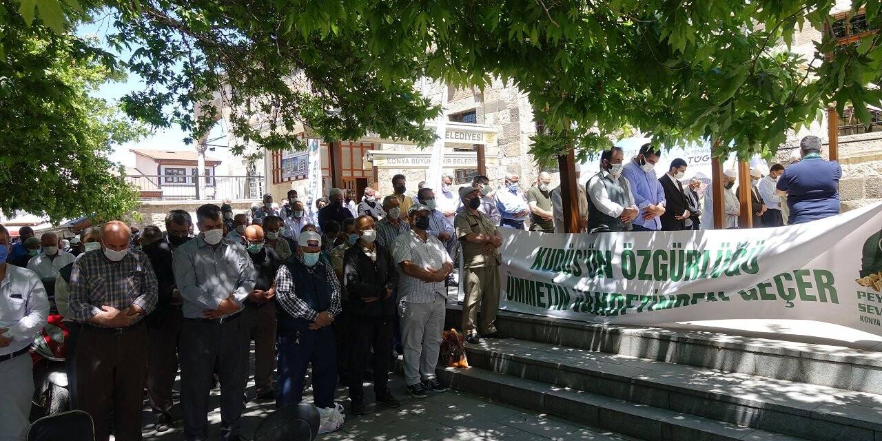 Konya'da Filistinli Şehitler İçin Gıyabi Cenaze Namazı Kılındı