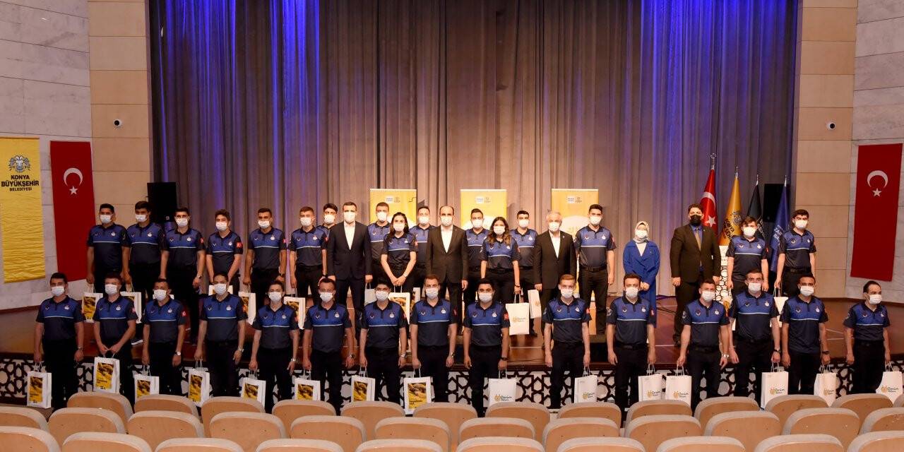 Başkan Altay Göreve Yeni Başlayan Zabıtalarla Buluştu