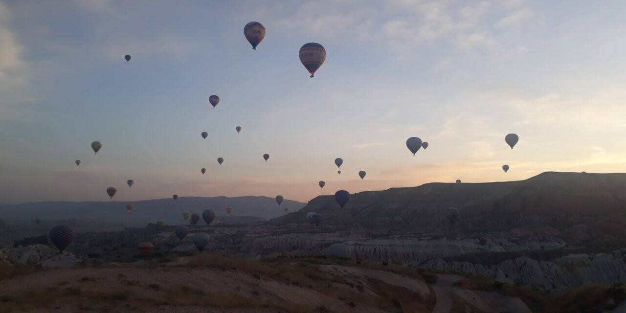 Kapadokya’da balonlar 6 günün ardından yeniden havalandı