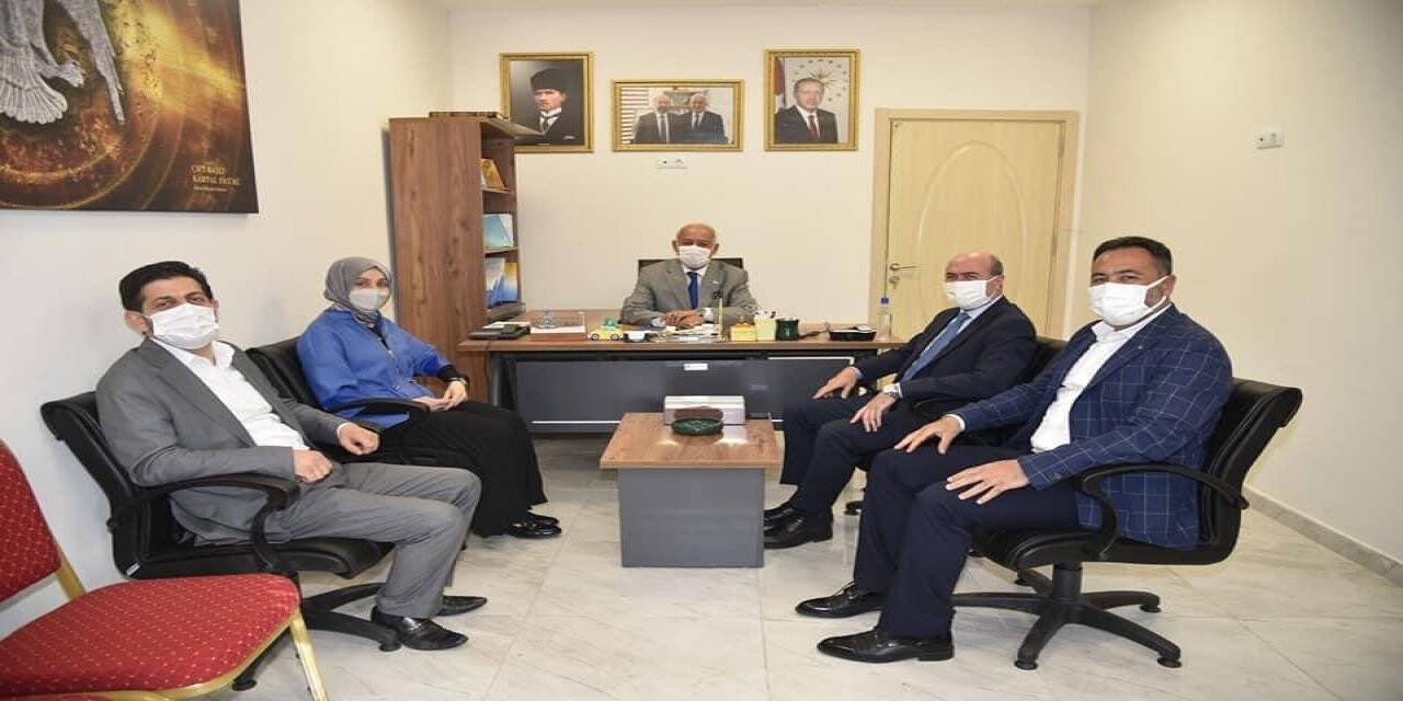 AK Parti’den Selçuklu Muhtarlar Derneği’ne hayırlı olsun ziyareti