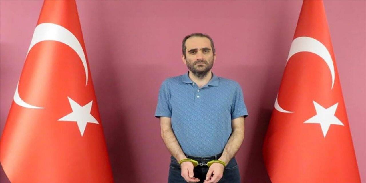 FETÖ üyesi Selahaddin Gülen MİT operasyonuyla Türkiye'ye getirildi