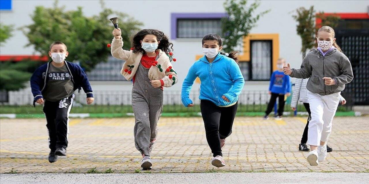 İlkokul ve ana sınıflarında yüz yüze eğitim sevinci yaşandı