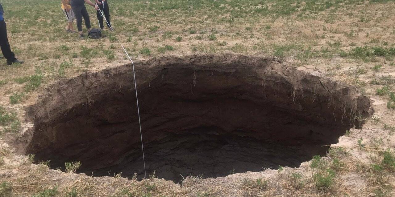 Konya’da yeni oluşan obruğa AFAD’tan inceleme