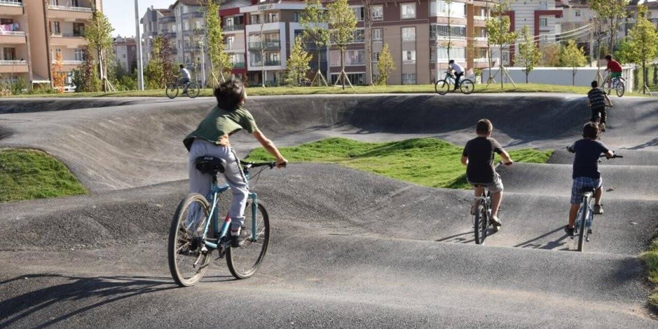 Havaların ısınmasıyla bisikletçilerde hareketlilik başladı