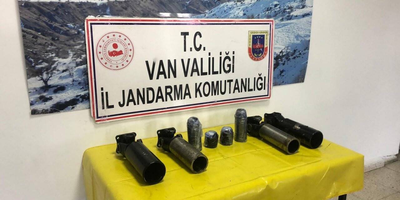 Araba şaftına zulalanmış 3 kilo 20 gram eroin ele geçirildi
