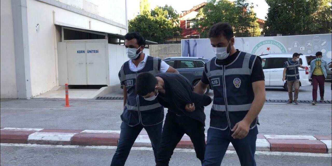 Konya'da depo fareleri 36 saatlik kamera görüntüsü izlenerek yakalandı