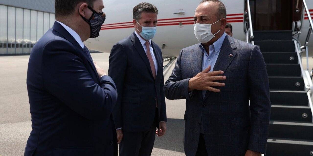 Bakan Çavuşoğlu, Paris’te