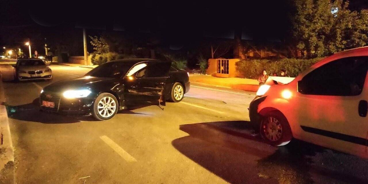 Otomobil ile hafif ticari araç çarpıştı: 2 yaralı