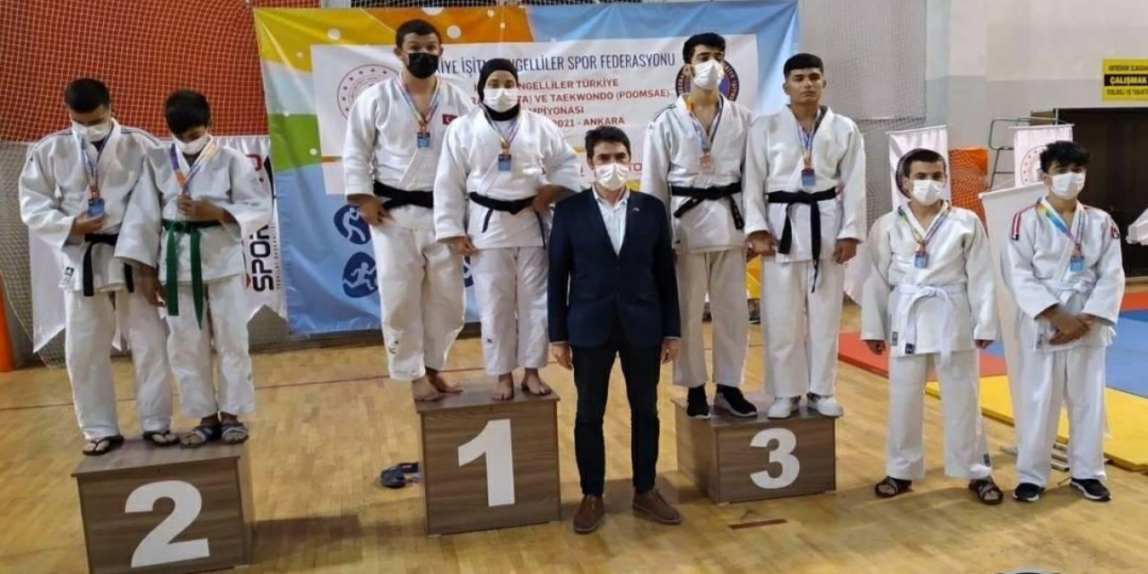 Konya Büyükşehir Belediyesporlu judoculardan 2 madalya