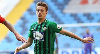 Konyaspor’dan genç sağ beke kanca