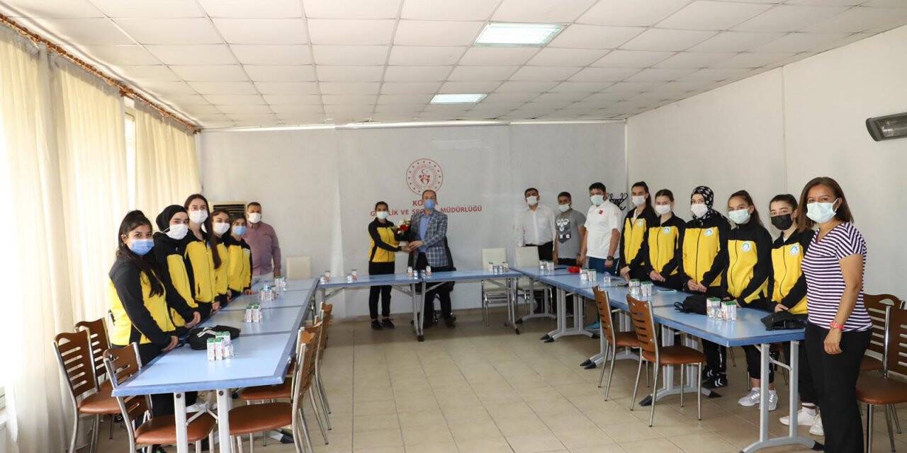 Hoca Ahmet Yesevi'den Şahin'e ziyaret