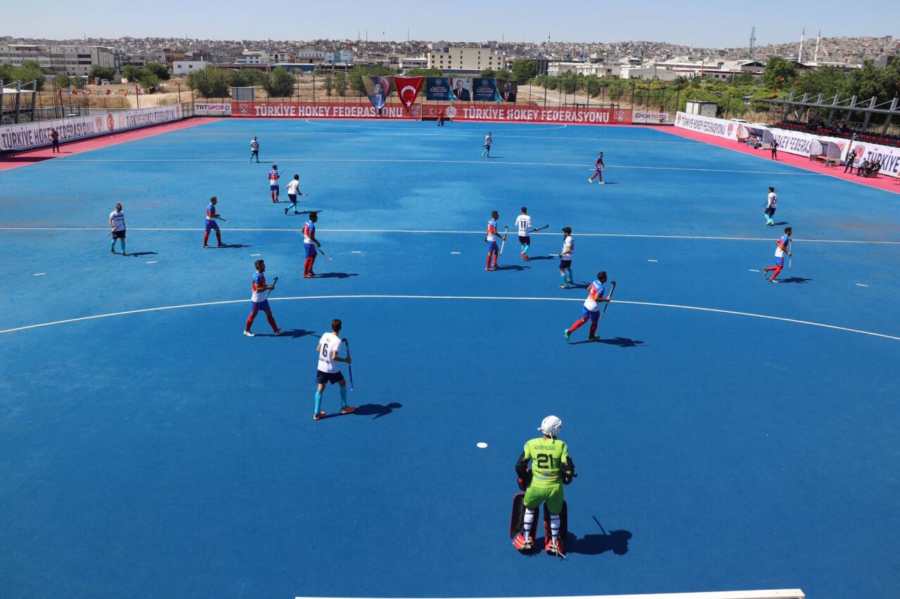 Selçuklu Belediyespor Hokey Takımı sezonu 3. bitirdi