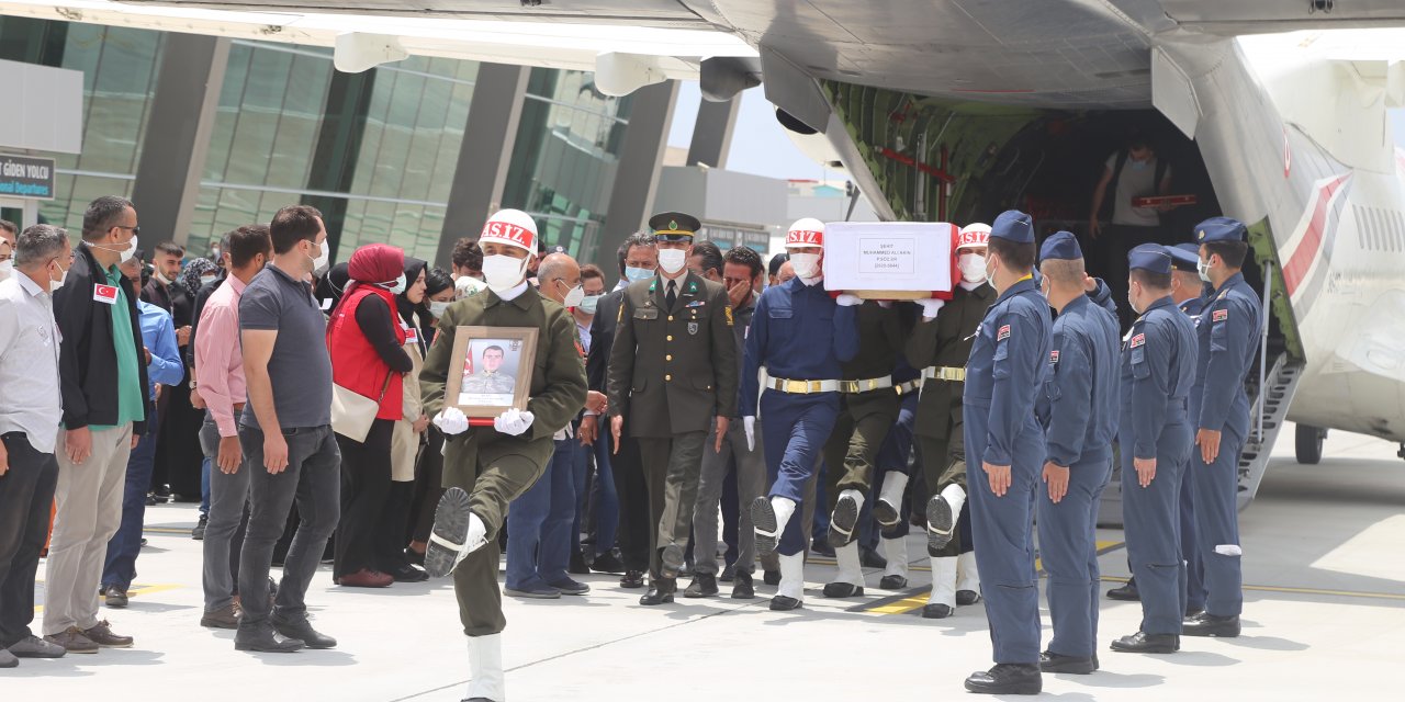 Şehit Piyade Sözleşmeli Er Muhammed Ali Akın'ın cenazesi memleketi Konya'ya getirildi