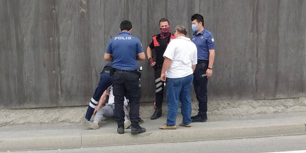 Avcılar’da beyzbol sopalı yol verme kavgası: 2 yaralı
