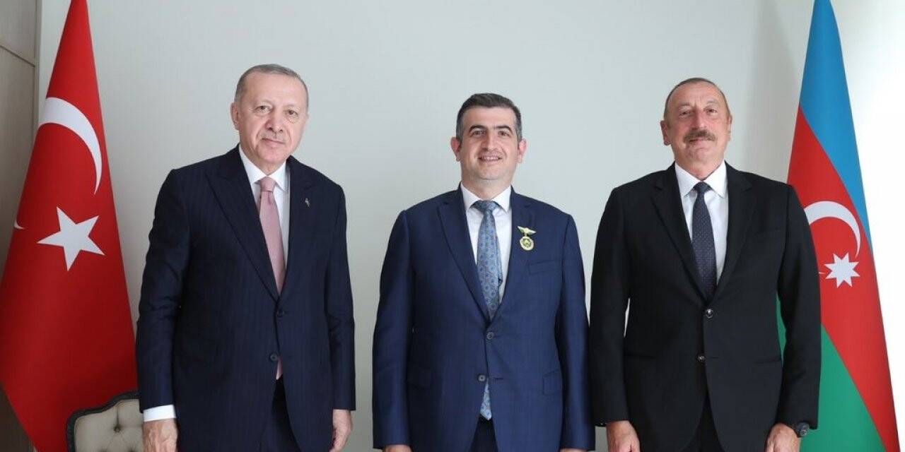 Aliyev’den Haluk Bayraktar’a Karabağ Nişanı