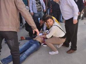 Omuz atma kavgası kanlı bitti