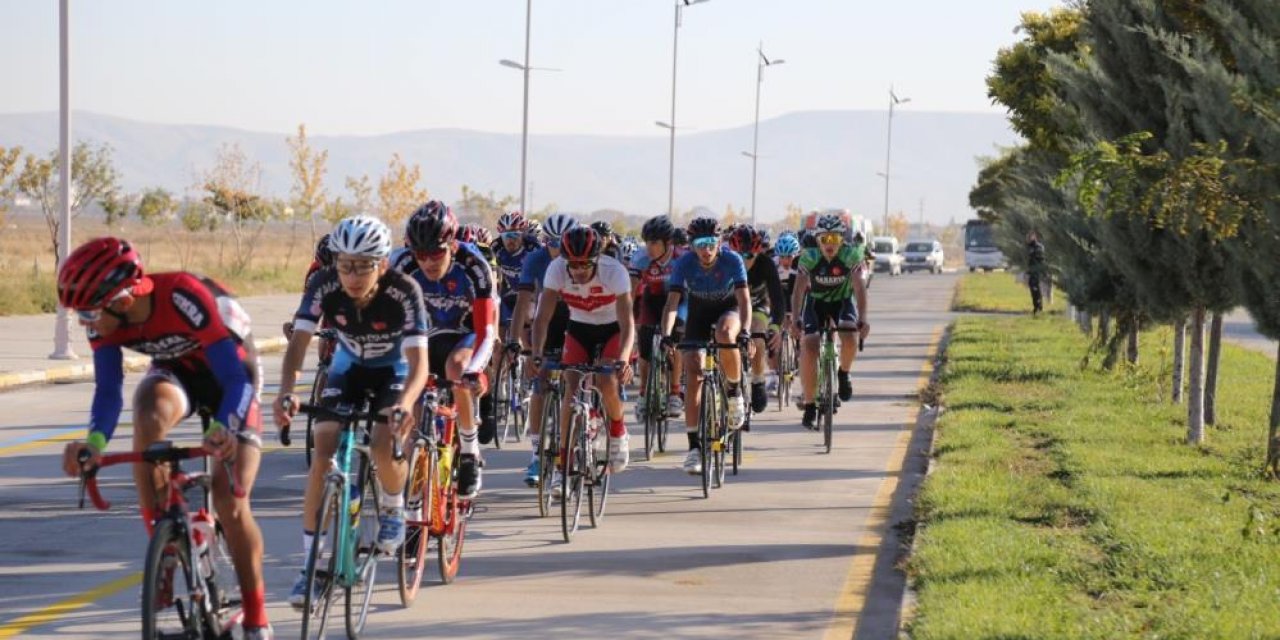 Türkiye Yol Bisikleti Şampiyonası Konya'da başlıyor! Dikkat bu yollar trafiğe kapatılacak!