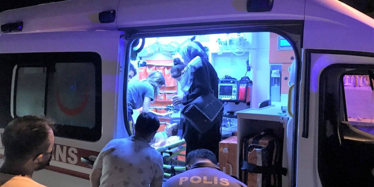 Kısıtlama saatinde yola atlayan çocuğa motosiklet çarptı