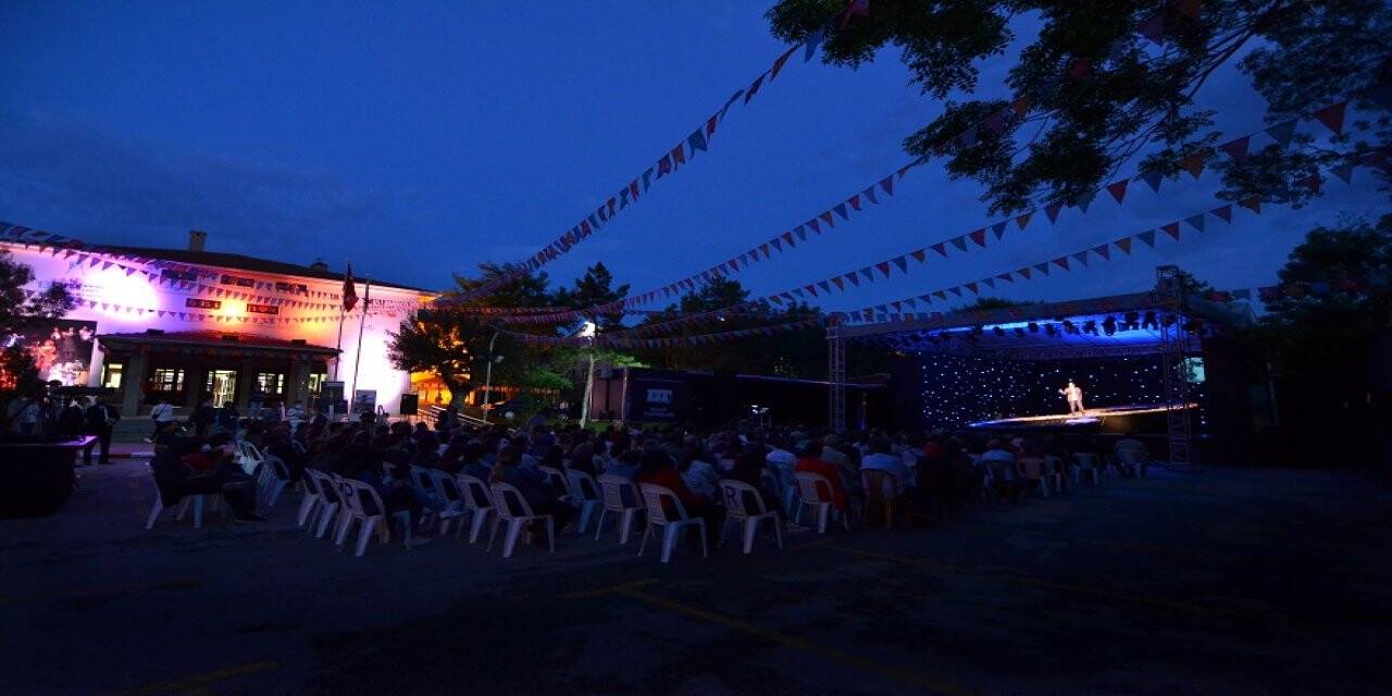 Tiyatro festivali başladı