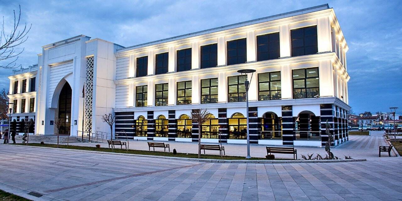 Konya İl Halk Kütüphesine bağış kumbarası konulacak