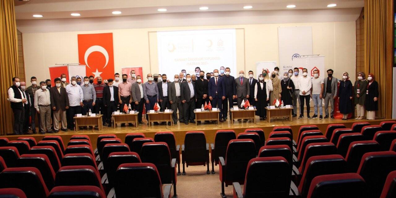 Konya İl Göç İdaresi’nde geniş katılımlı toplantı