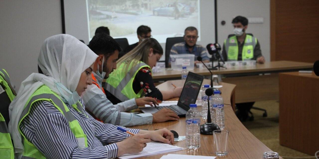 Elazığ'da deprem sonrası yapılan 763 konut için kura çekildi
