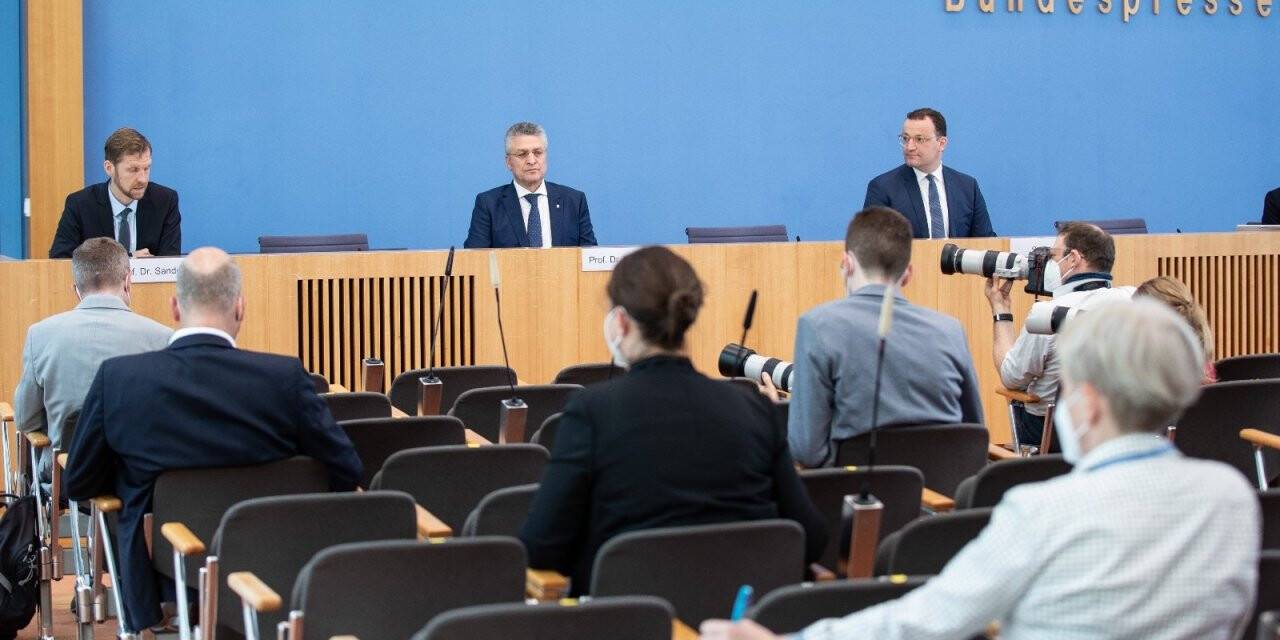 Almanya Sağlık Bakanı Spahn: "Delta mutasyonu baskın hale gelecek"