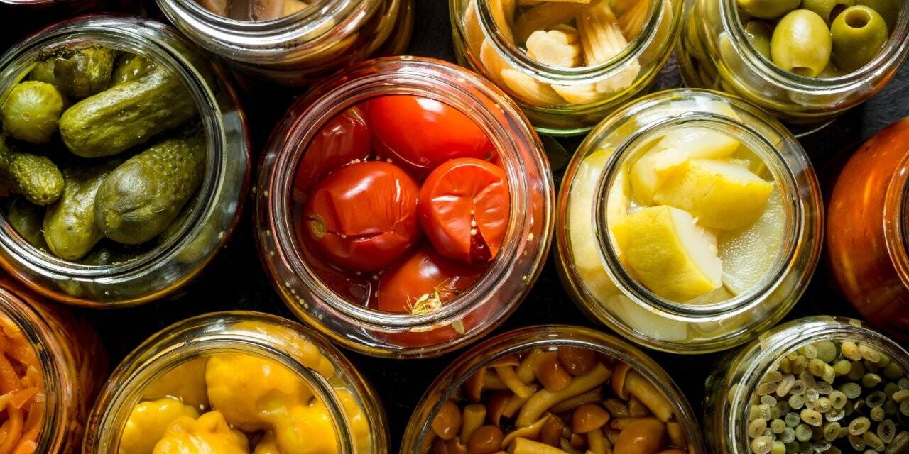 Dünyanın turşusunu kurduk