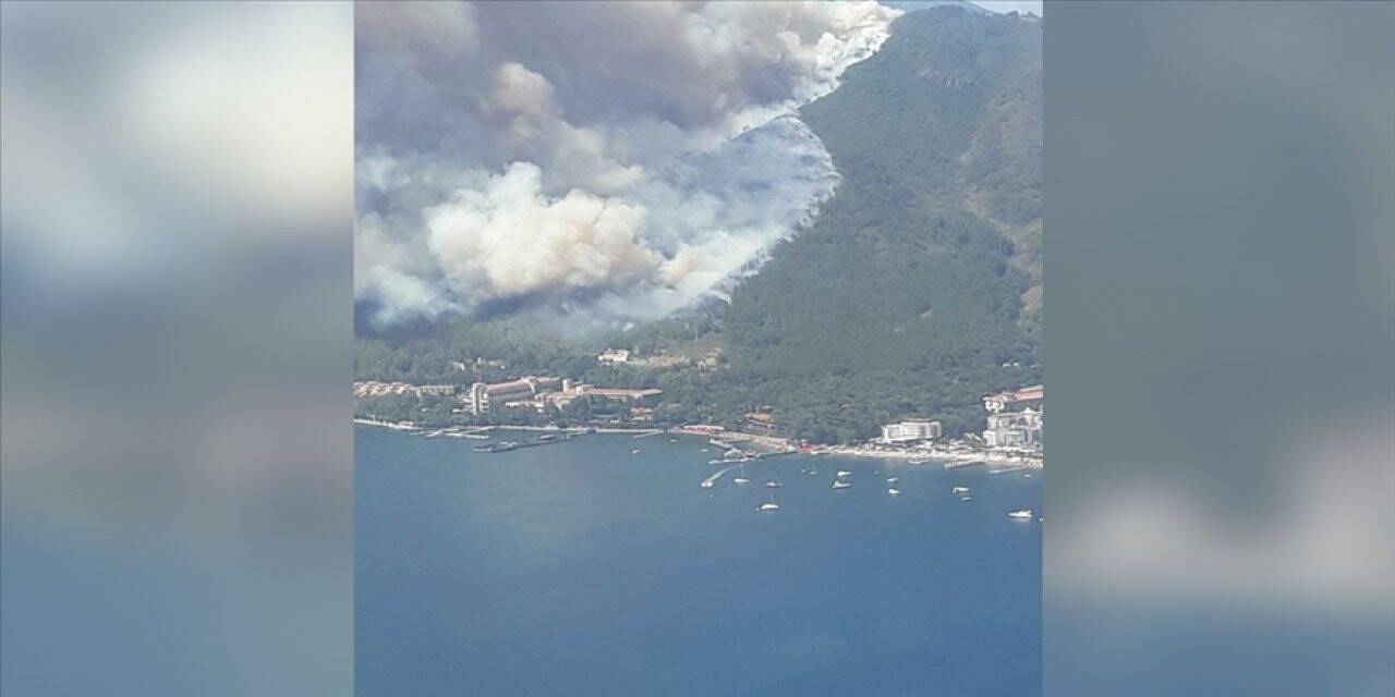 Marmaris'teki yangına müdahale ediliyor: Bir personel hayatını kaybetti