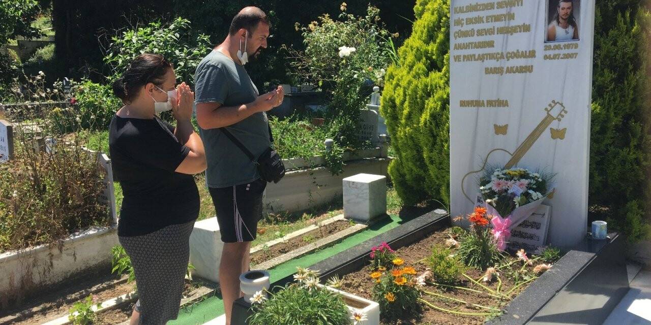 Barış Akarsu doğum yıl dönümünde kabri başında anıldı