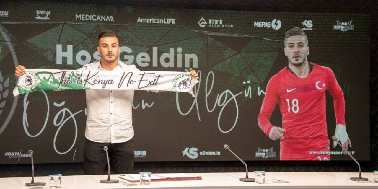 Konyaspor'da 4 imza! Oğulcan Ülgün Konyaspor'da