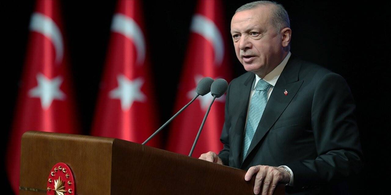 Cumhurbaşkanı Erdoğan, Kadına Yönelik Şiddetle Mücadele Toplantısı'na katıldı