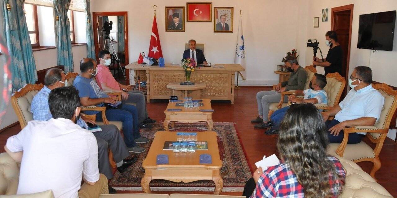 Bu yılın temsili Nasreddin Hocası Behzat Uygur olacak