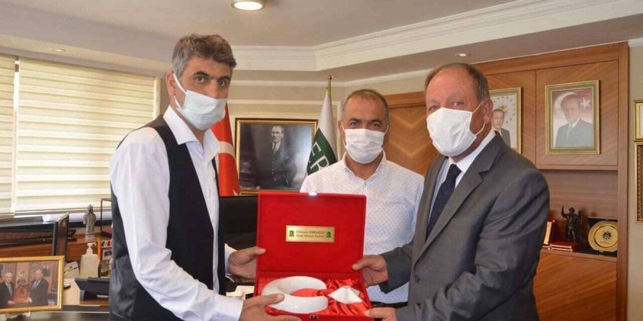 Bu toplumda bizler de varız