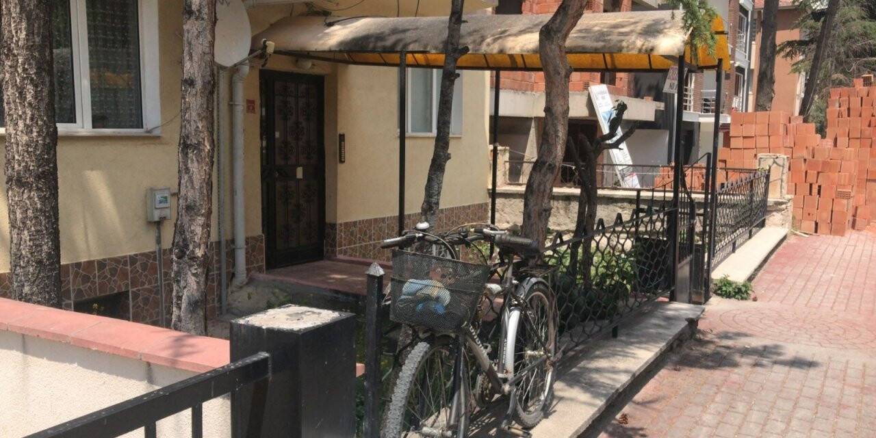 Önce eski eşine, sonra kendisine ateş etti