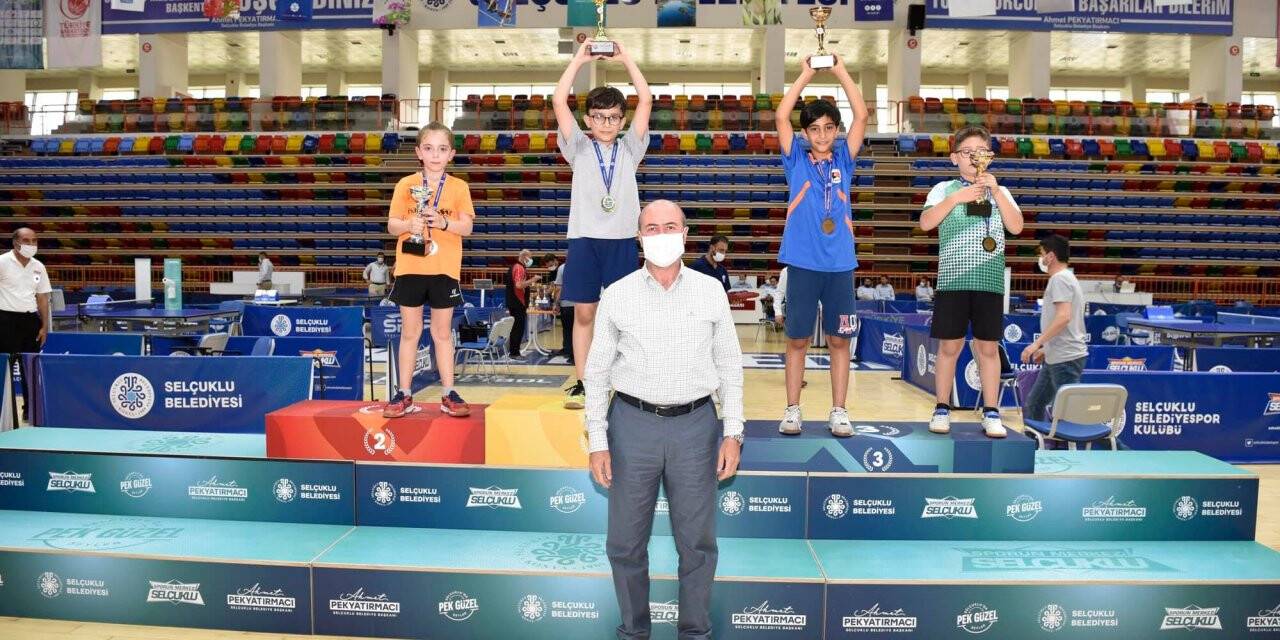 Masa tenisinde heyecan Konya’da yaşandı