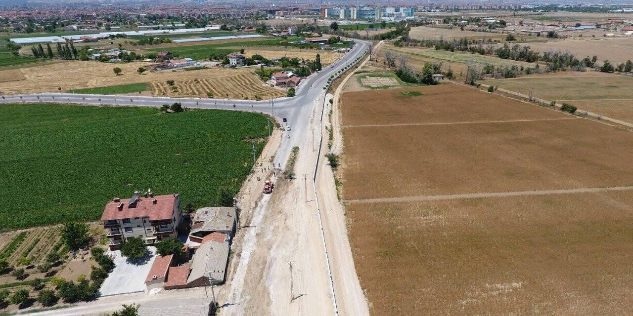 Karatay Belediyesi’nin bölgedeki yol genişletme çalışması devam ediyor