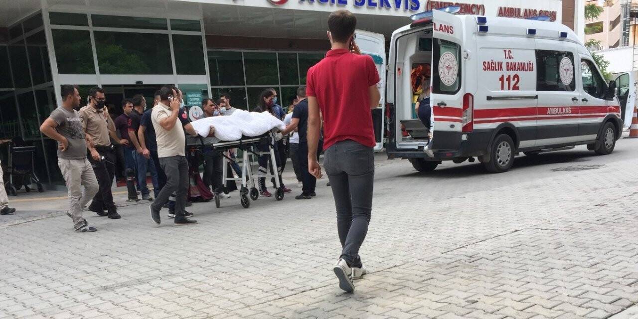 Konya’da inşaatın 4. katından düşen işçi ağır yaralandı