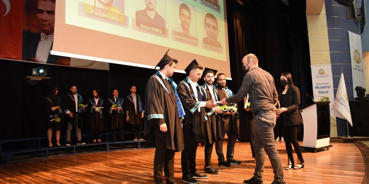 SÜ Ziraat’te mezuniyet heyecanı