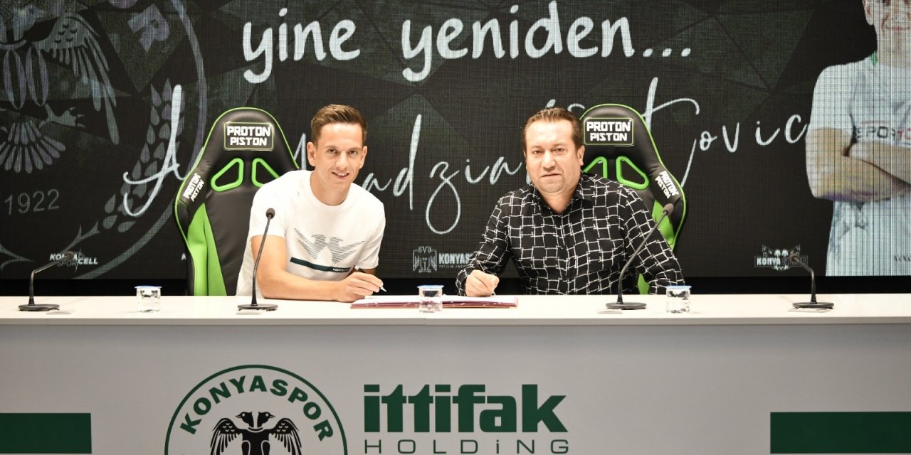 Konyaspor, iç transferde 2 futbolcuyla sözleşme imzaladı