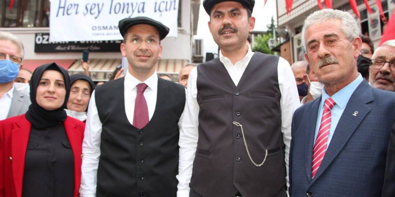 Konyalı Bakan Kurum’un Tonya ziyareti renkli görüntülere sahne oldu