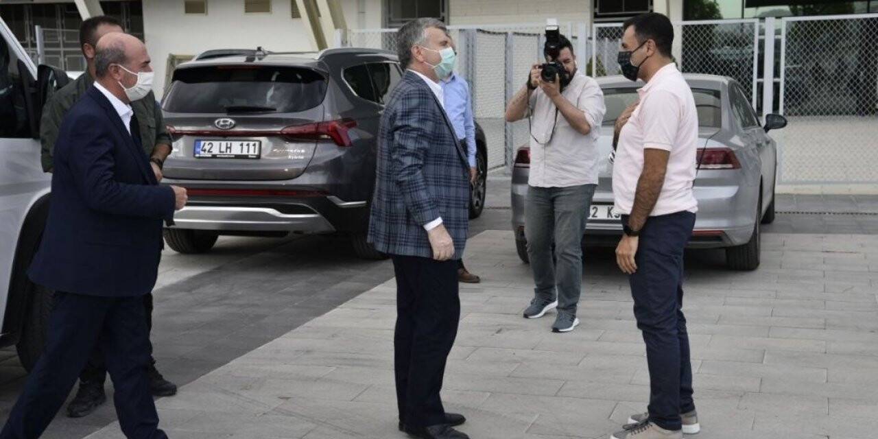 Tahir Akyürek'ten Konyaspor'a ziyaret
