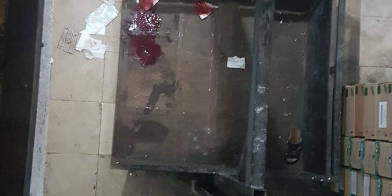 Yük asansörü boşluğunda yaralandı
