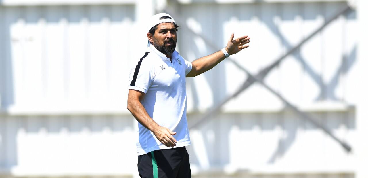 Konyaspor  günün ilk çalışmasını yaptı